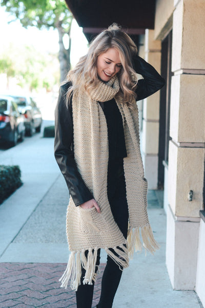 Oversized Two Pocket Tassel Scarf